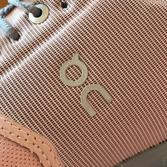 ON CLOUD 5 WATERPROOF ROSE/FOSSIL - Picture 12 of 14